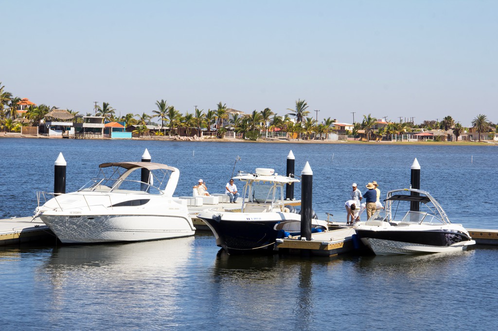 Marina & Club de Yates Isla Cortés